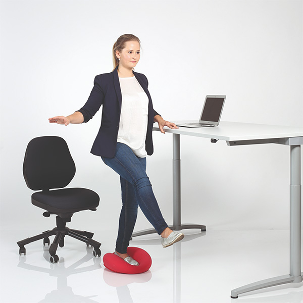 Балансировочная подушка Togu Dynair Ballkissen Senso 33 см, красная 2