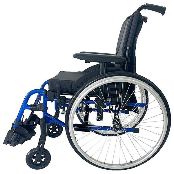 Кресло колесное cреднеактивное Invacare Action 3 NG 3