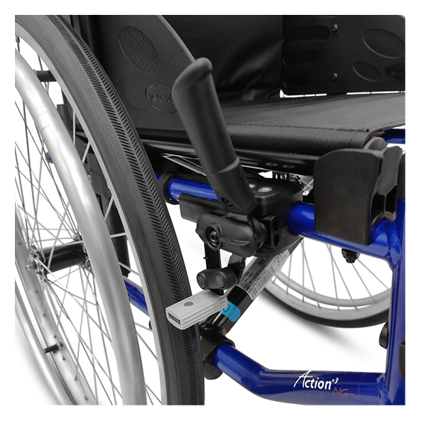 Кресло колесное cреднеактивное Invacare Action 3 NG 4