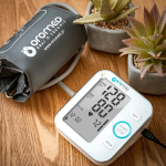 Автоматический тонометр на плечо Oromed Oro-N6 Basic (размер манжеты 22-40 см) 2