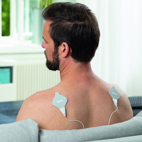 Масажер (міостимулятор T.E.N.S.) Omron Heat Tens HV-F311-E з адаптером 8