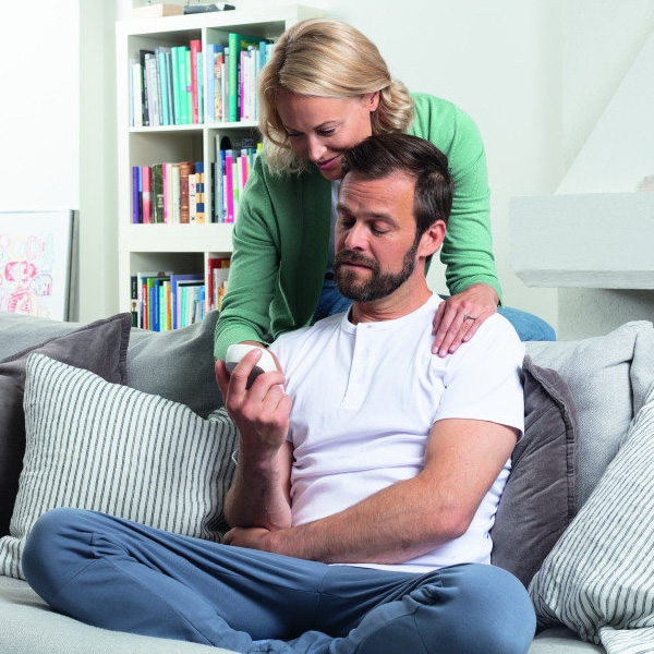 Масажер (міостимулятор T.E.N.S.) Omron Heat Tens HV-F311-E з адаптером 9